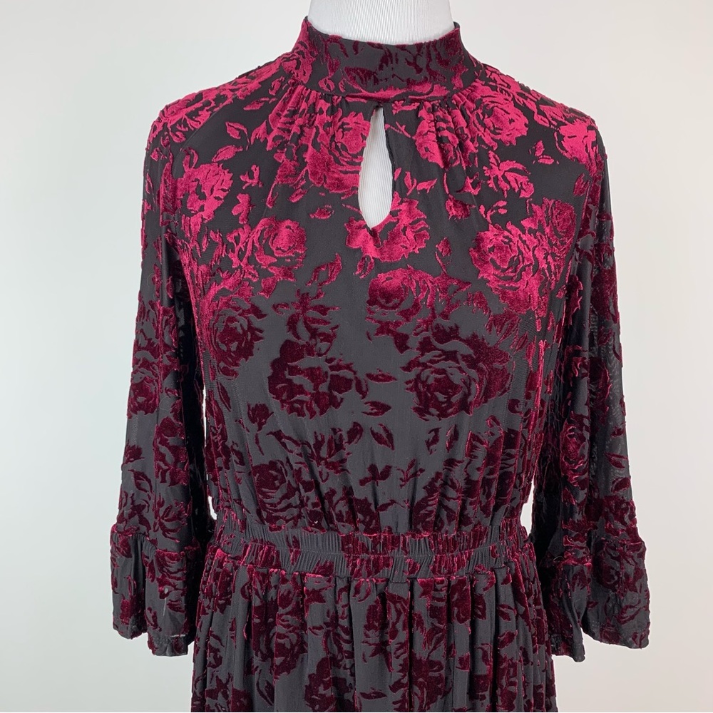 ModCloth Visionary Velvet Burnout Keyhole Dress Medium - Picture 4 of 16